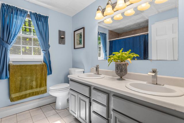70 South Bow Road, Hooksett, NH 03106