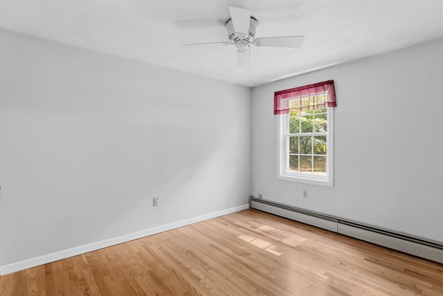 70 South Bow Road, Hooksett, NH 03106