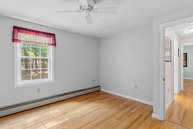 70 South Bow Road, Hooksett, NH 03106