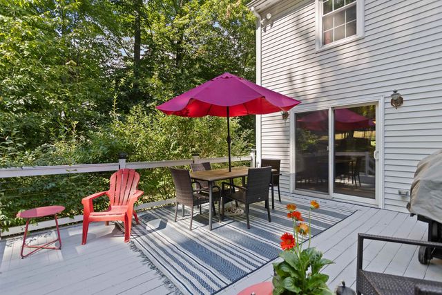 70 South Bow Road, Hooksett, NH 03106