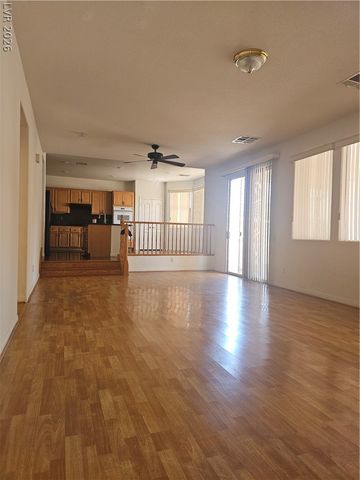 8075 Lapis Harbor Avenue, Las Vegas, NV 89117