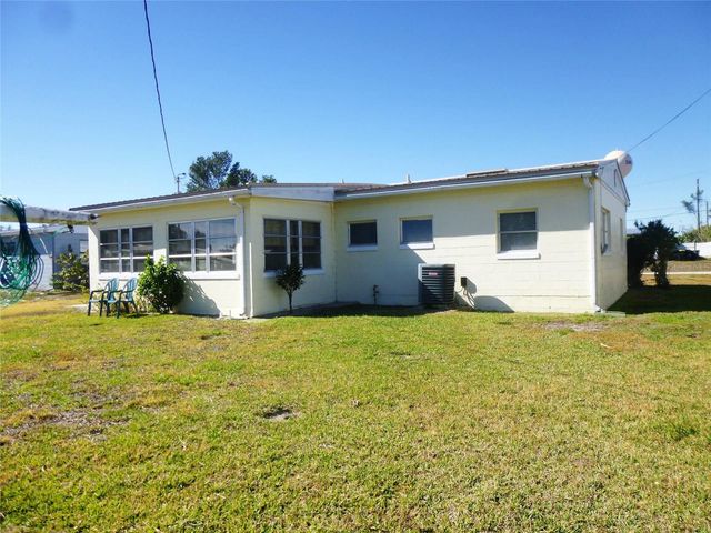 307 STANLEY AVENUE, Frostproof, FL 33843