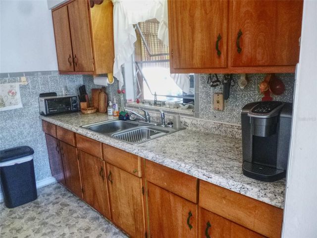 307 STANLEY AVENUE, Frostproof, FL 33843