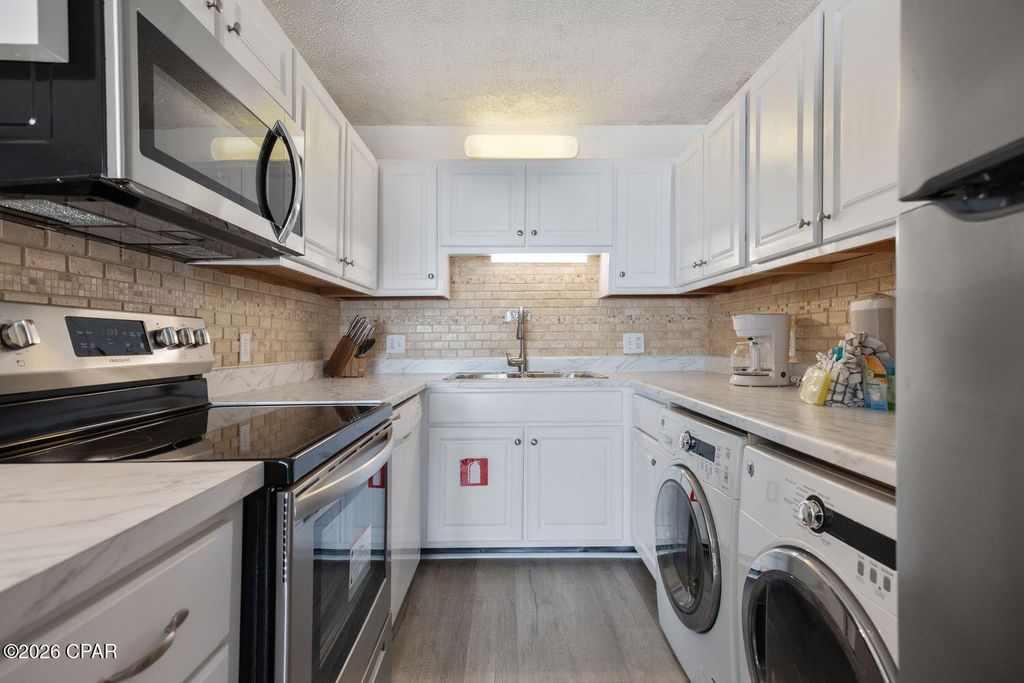 Image 11 of property listing at 8743 Thomas Drive 523, Panama City Beach, FL 32408