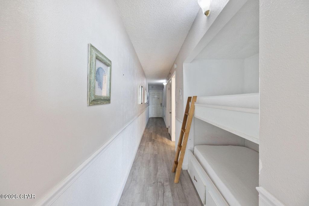 Image 7 of property listing at 8743 Thomas Drive 523, Panama City Beach, FL 32408