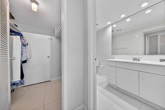 3800 Galt Ocean Drive 511, Fort Lauderdale, FL 33308