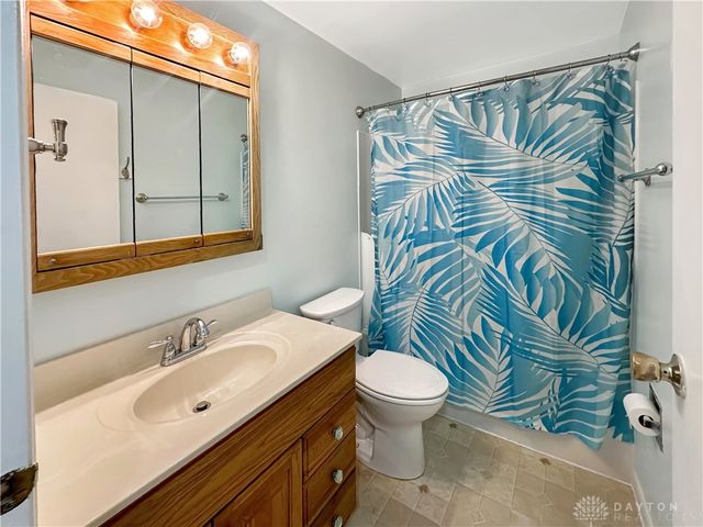 1206 Georgetown Court, Fairborn, OH 45324