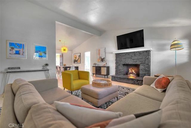 1261 Linda Vista, Palm Springs, CA 92262