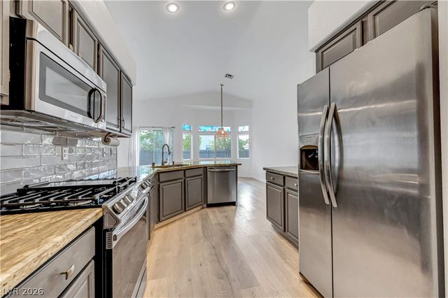 7213 Elite Court, Las Vegas, NV 89129