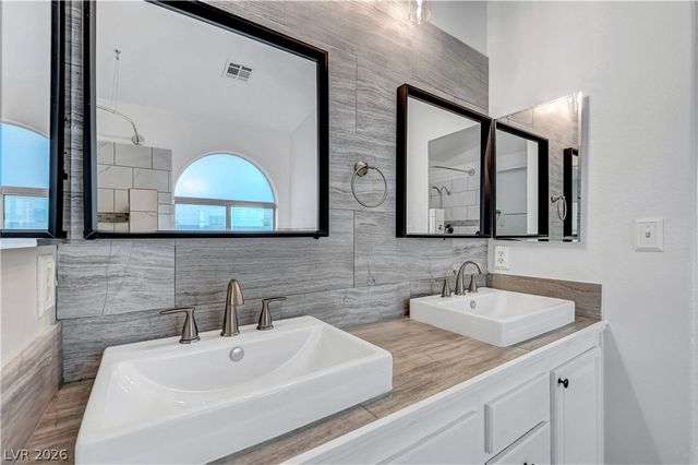 7213 Elite Court, Las Vegas, NV 89129