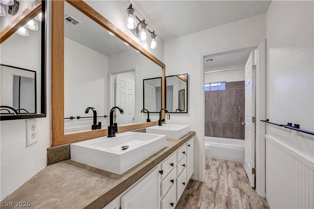 7213 Elite Court, Las Vegas, NV 89129