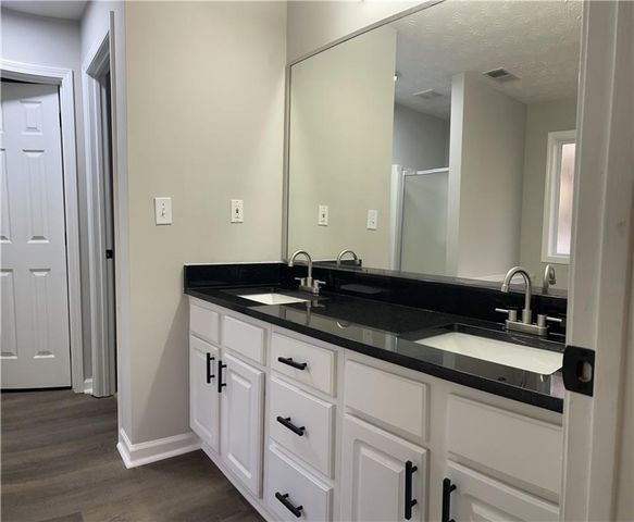 3920 Knots Pass Road, Snellville, GA 30039