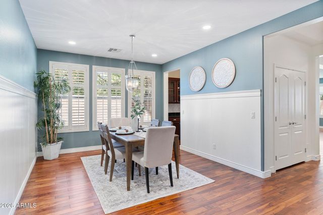 3822 E COMSTOCK Drive, Gilbert, AZ 85296