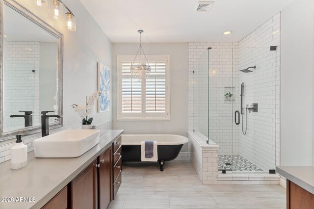 3822 E COMSTOCK Drive, Gilbert, AZ 85296