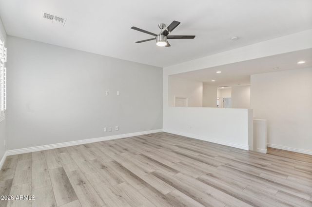 3822 E COMSTOCK Drive, Gilbert, AZ 85296