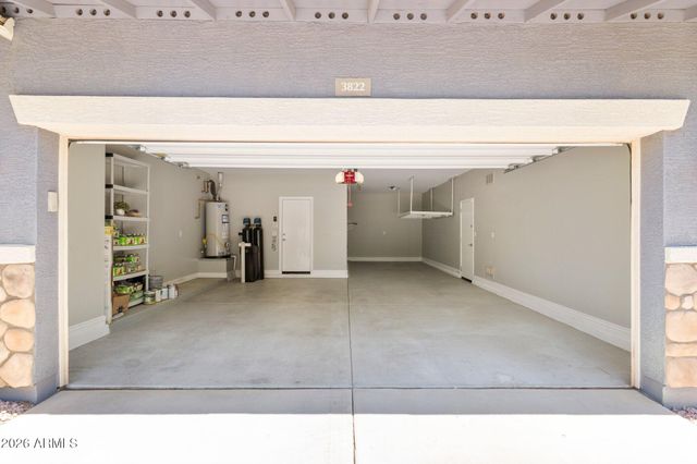 3822 E COMSTOCK Drive, Gilbert, AZ 85296