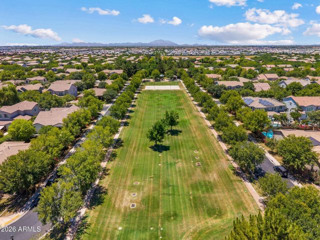 3822 E COMSTOCK Drive, Gilbert, AZ 85296