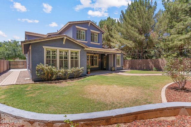 3822 E COMSTOCK Drive, Gilbert, AZ 85296