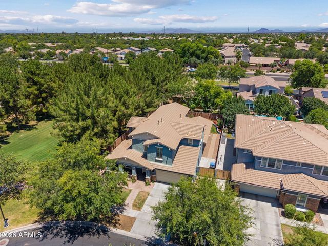 3822 E COMSTOCK Drive, Gilbert, AZ 85296