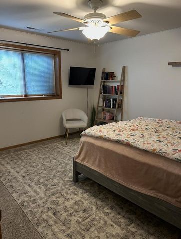 608 Fairfield WAY, Waukesha, WI 53188