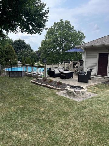 608 Fairfield WAY, Waukesha, WI 53188