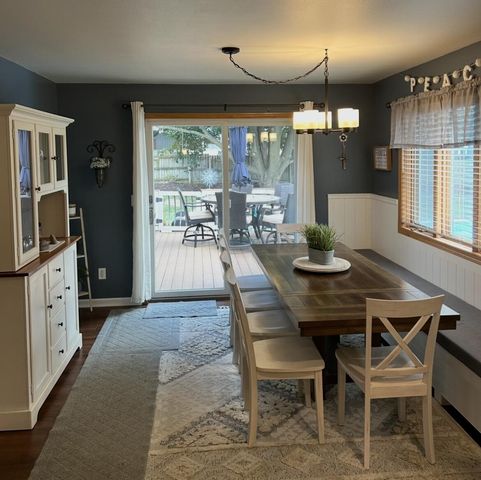 608 Fairfield WAY, Waukesha, WI 53188