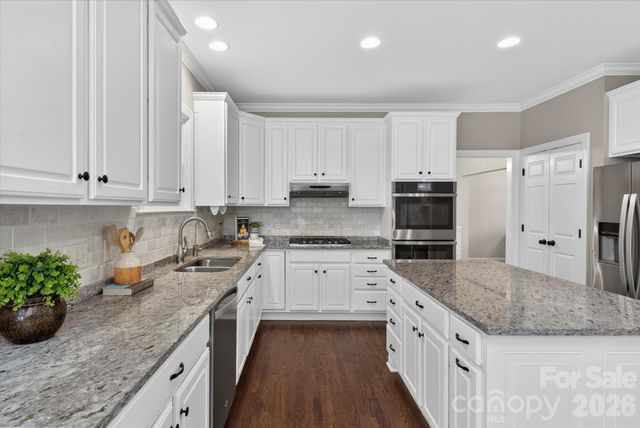 607 Birchwood Drive, Waxhaw, NC 28173