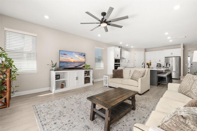 4542 LIONS GATE AVENUE, Clermont, FL 34711