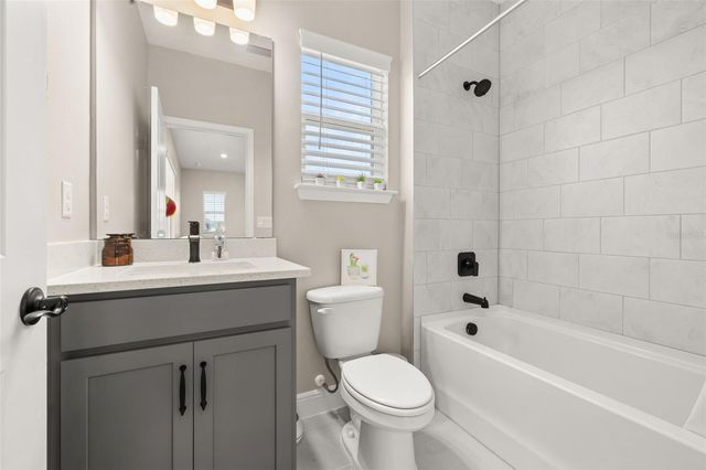 4542 LIONS GATE AVENUE, Clermont, FL 34711