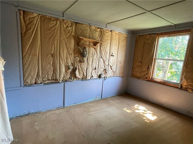 110 Oakwood Street, Ravenna, OH 44266