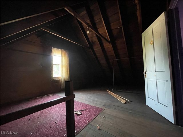 110 Oakwood Street, Ravenna, OH 44266