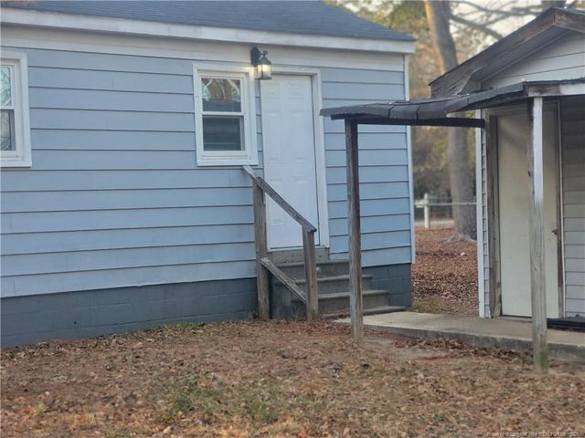 1031 SW REVERE SW Street, Fayetteville, NC 28304