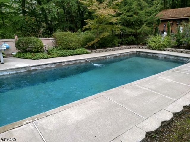 540 Hamburg Tpke, West Milford Twp., NJ 07480