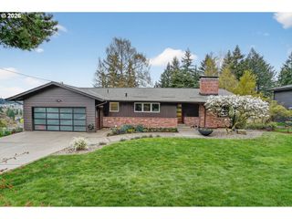 12944 Se RIDGECREST Rd, Happy Valley, OR 97086
