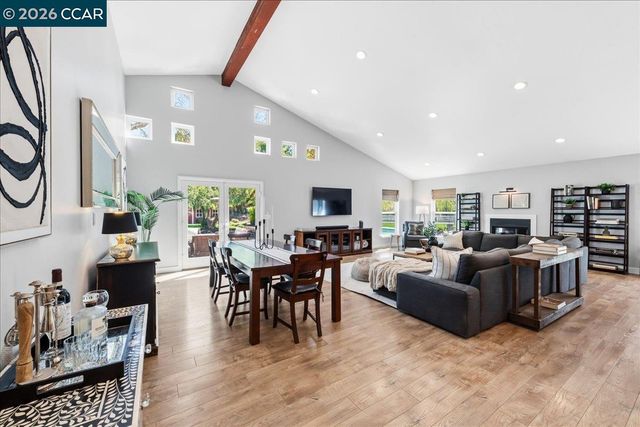 10 Donna Ln, Danville, CA 94526