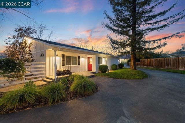 10 Donna Ln, Danville, CA 94526