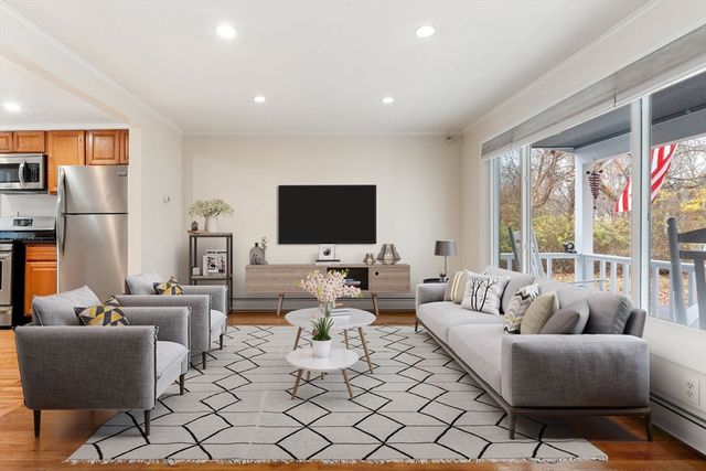 44 Dawes Rd, Brockton, MA 02301