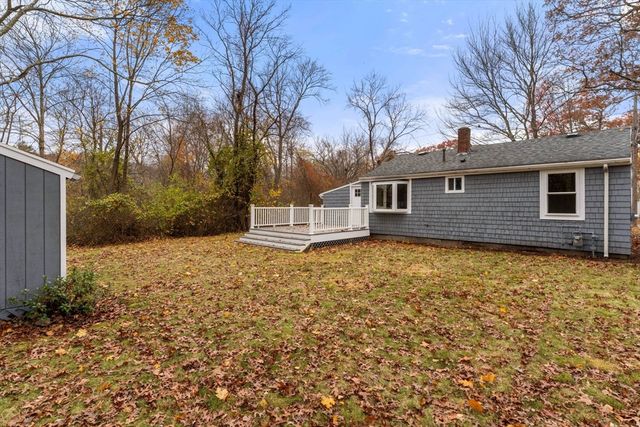 44 Dawes Rd, Brockton, MA 02301