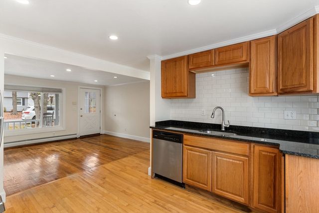 44 Dawes Rd, Brockton, MA 02301