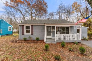 44 Dawes Rd, Brockton, MA 02301