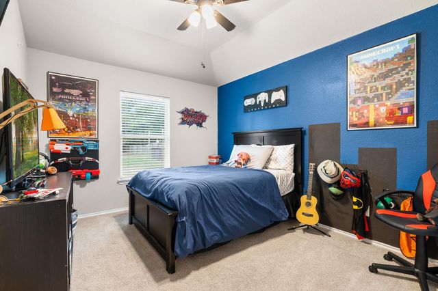 9716 Cold Creek Drive, Conroe, TX 77306