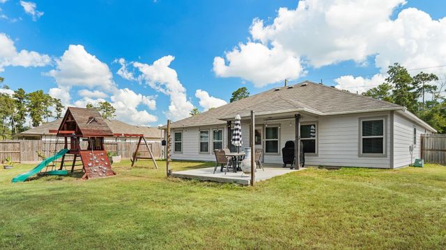 9716 Cold Creek Drive, Conroe, TX 77306