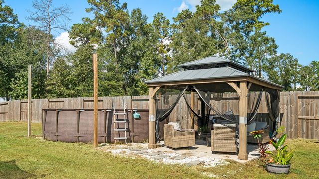 9716 Cold Creek Drive, Conroe, TX 77306