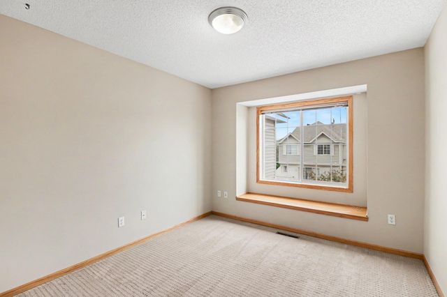 14260 Fountain Hills Court NE, Prior Lake, MN 55372
