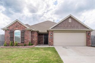 4511 W Wales Drive, Fayetteville, AR 72704