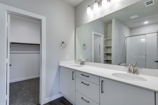 740 Wheatfield Drive, Venus, TX 76084