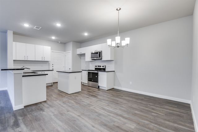 740 Wheatfield Drive, Venus, TX 76084