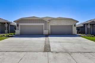 740 Wheatfield Drive, Venus, TX 76084