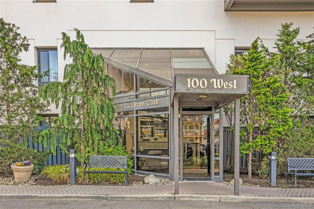 100 W Broadway 1F, Long Beach, NY 11561
