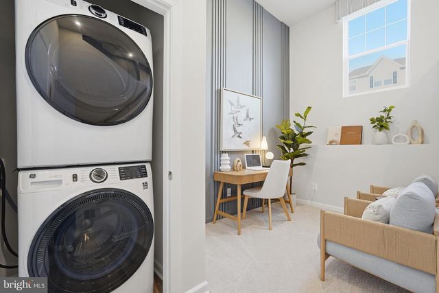 455 PRESIDENTS POINTE AVE, Ranson, WV 25438